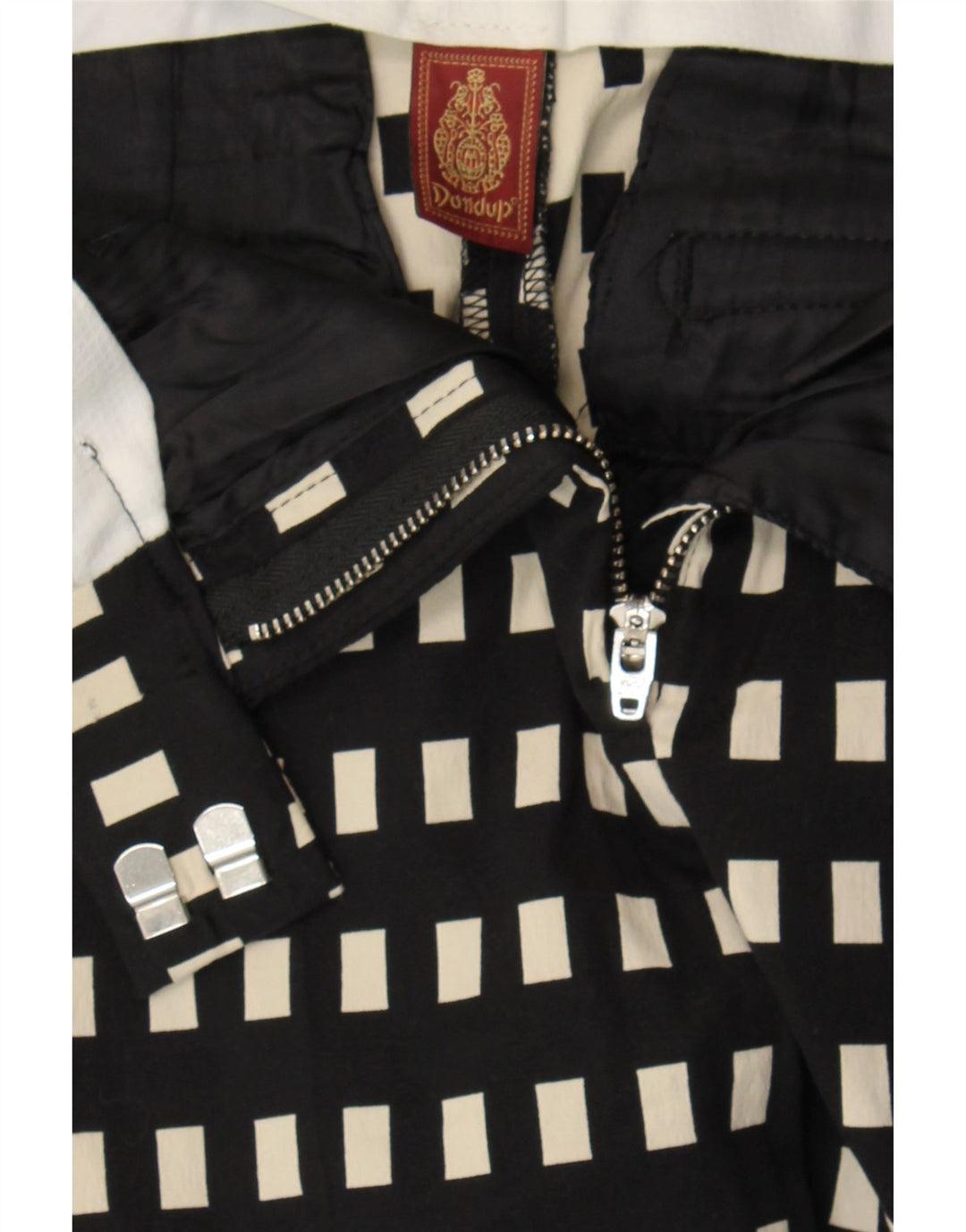 DONDUP Womens Slim Casual Trousers W30 L26 Black Geometric Vintage Dondup and Second-Hand Dondup from Messina Hembry 