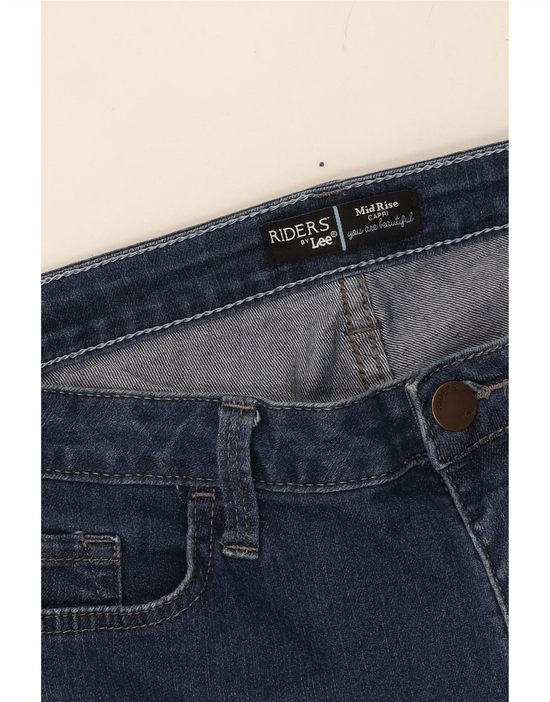 LEE Womens Riders Mid Rise Capri Jeans W36 L19 Blue Vintage Lee and Second-Hand Lee from Messina Hembry 