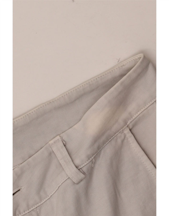 US POLO ASSN. Męskie spodenki Chino W32 Średnia biała bawełna