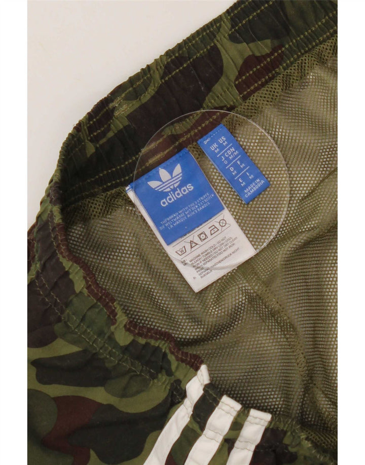 Męskie spodenki sportowe Adidas, średni khaki, kamuflaż, poliester