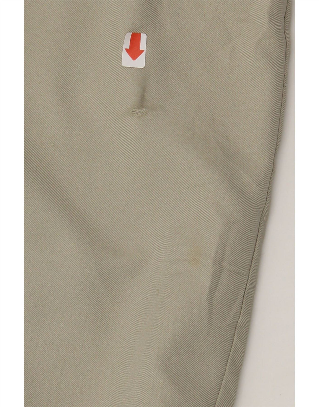 VINTAGE Mens Chino Shorts W32 Medium Beige Polyester Vintage Vintage and Second-Hand Vintage from Messina Hembry 