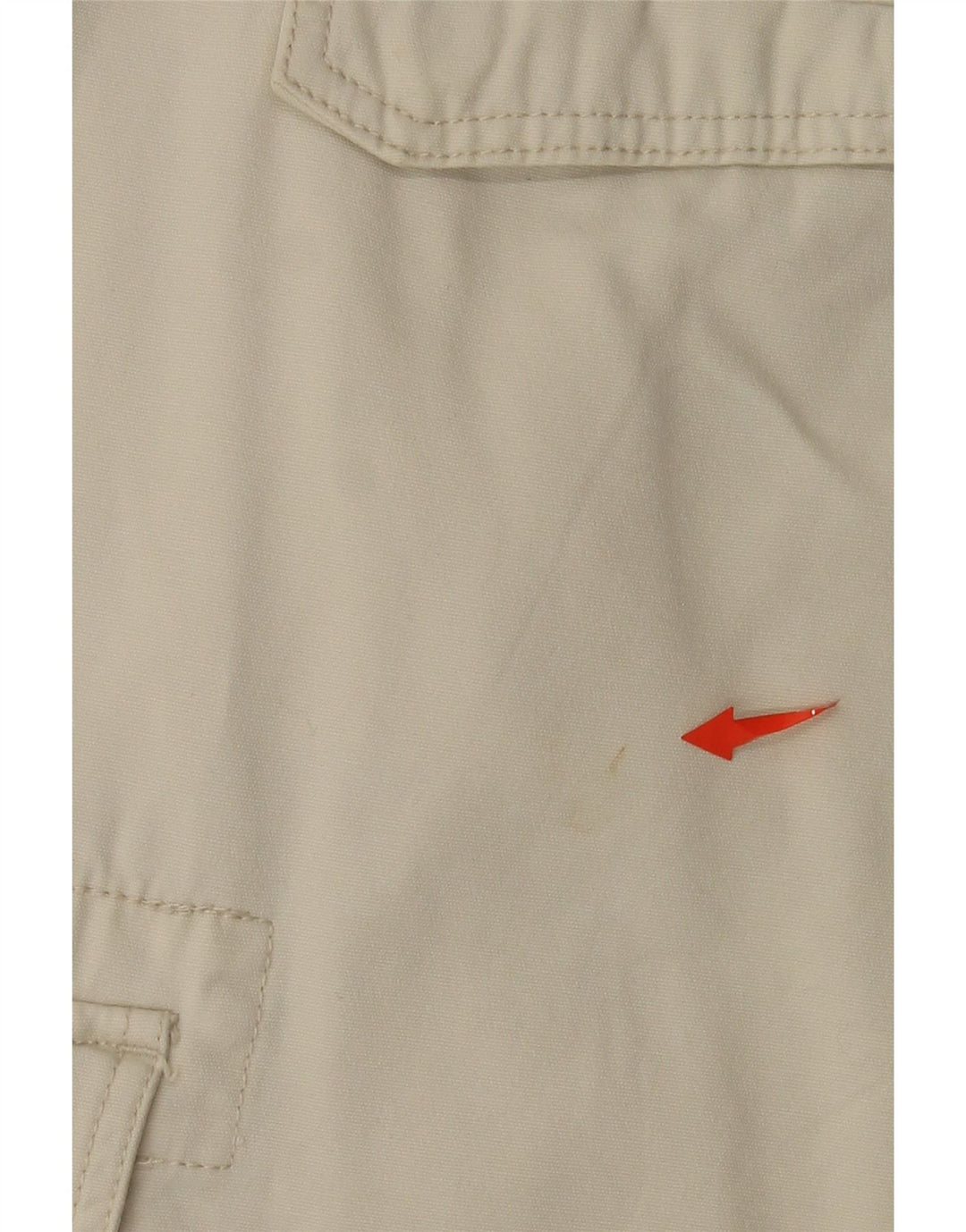 Męskie spodenki cargo Fila W34 w kolorze złamanej bieli, bawełniane