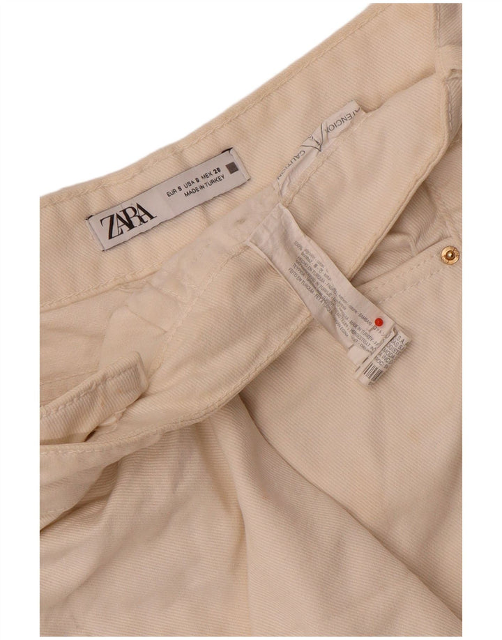 Damskie spodenki jeansowe Zara, małe W26, biała bawełna