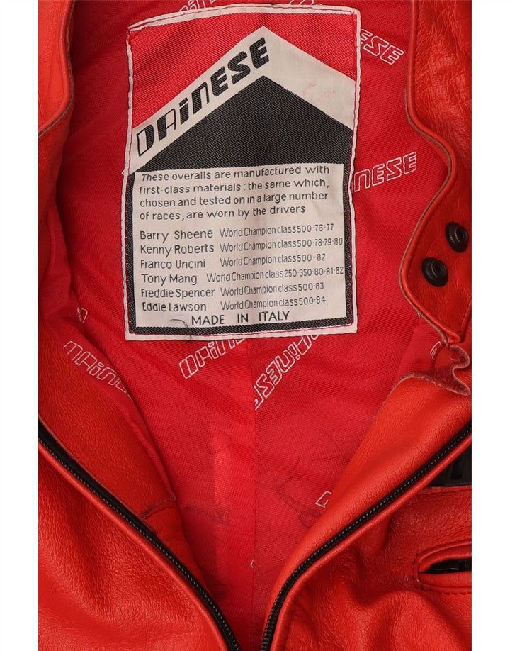 Damski kombinezon z grafiką motocyklową Dainese UK 14 w kolorze średniej czerwieni