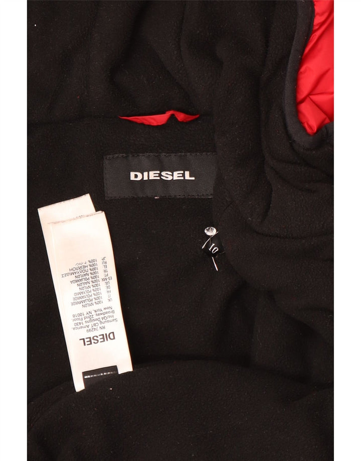 Chłopięca kurtka bomber z kapturem i grafiką Diesel, 9-10 lat, czerwony nylon