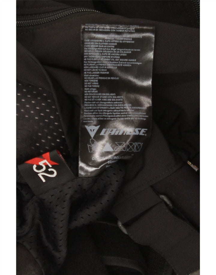 Męska kurtka wyścigowa Dainese, rozmiar 52, nylon w kolorze średniej czerni