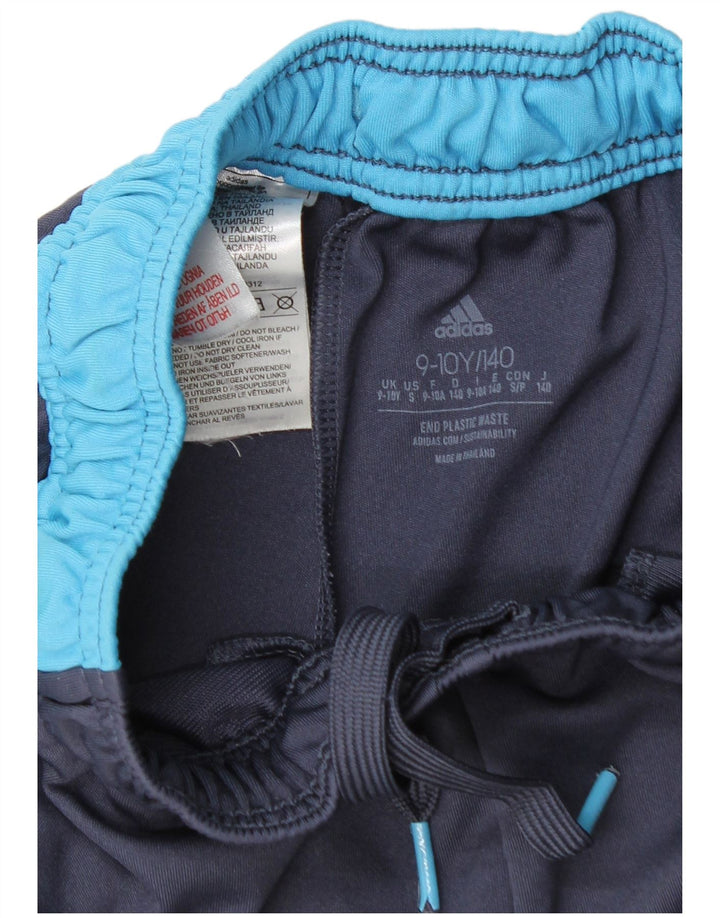 Chłopięce spodenki sportowe Adidas 9-10 lat Granatowy poliester z blokami kolorów