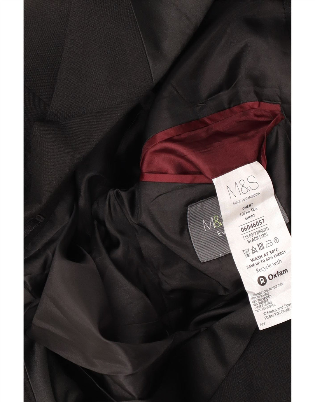 Marks & Spencer Męska krótka marynarka zapinana na 2 guziki UK 42 XL, czarny poliester