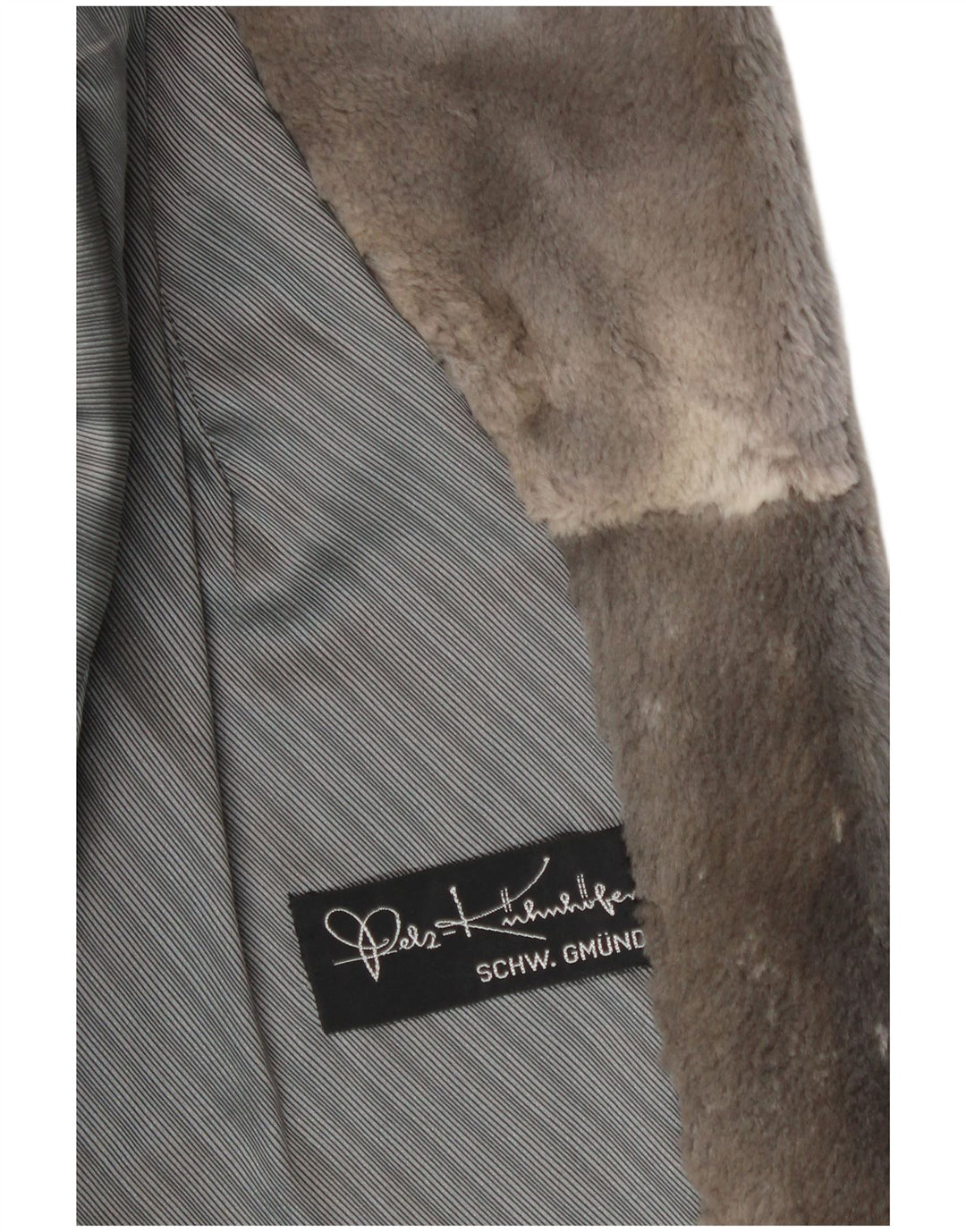 Vintage damski płaszcz futrzany UK 14, duża, szara skóra w paski