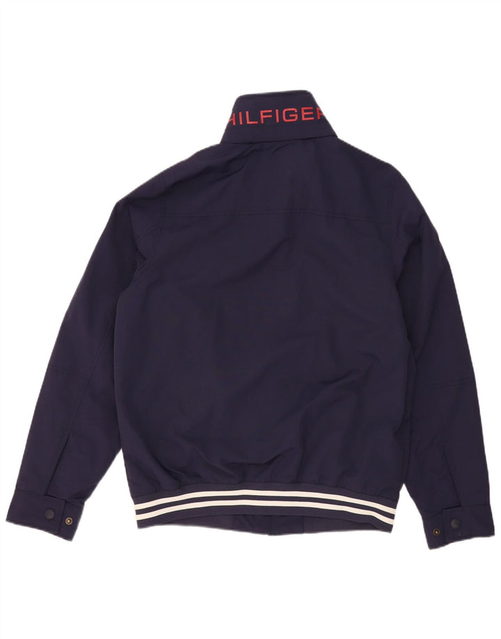 Męska kurtka bomber z kapturem i grafiką TOMMY HILFIGER UK 36, mała granatowa