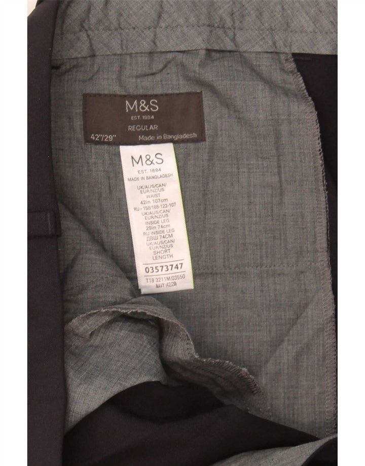 Męskie spodnie garniturowe Marks & Spencer Pegged Regular W42 L29 Granatowe