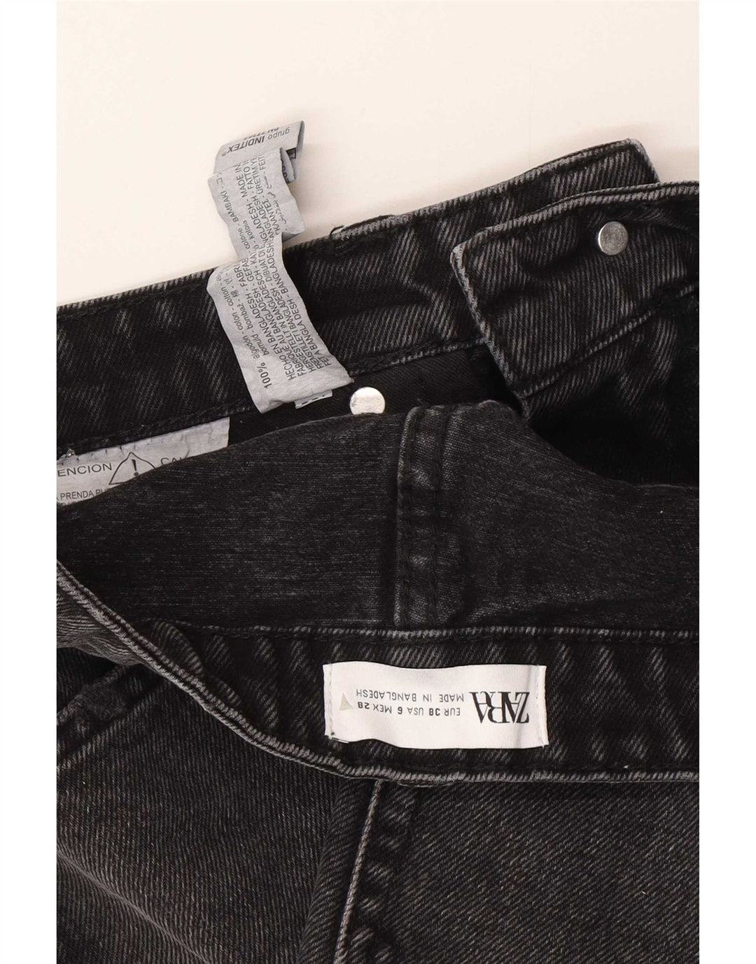 Damskie spodenki jeansowe Zara w trudnej sytuacji EU 38 Small W28, czarna bawełna
