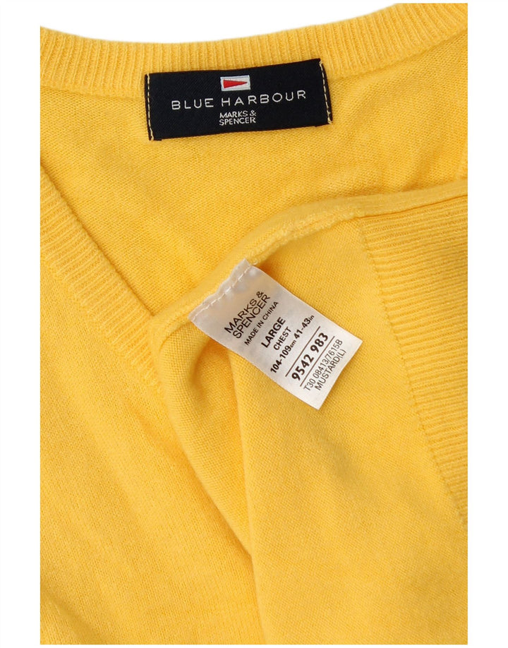Męski sweter Marks & Spencer Blue Harbor z dekoltem w kształcie litery V, duży, żółty