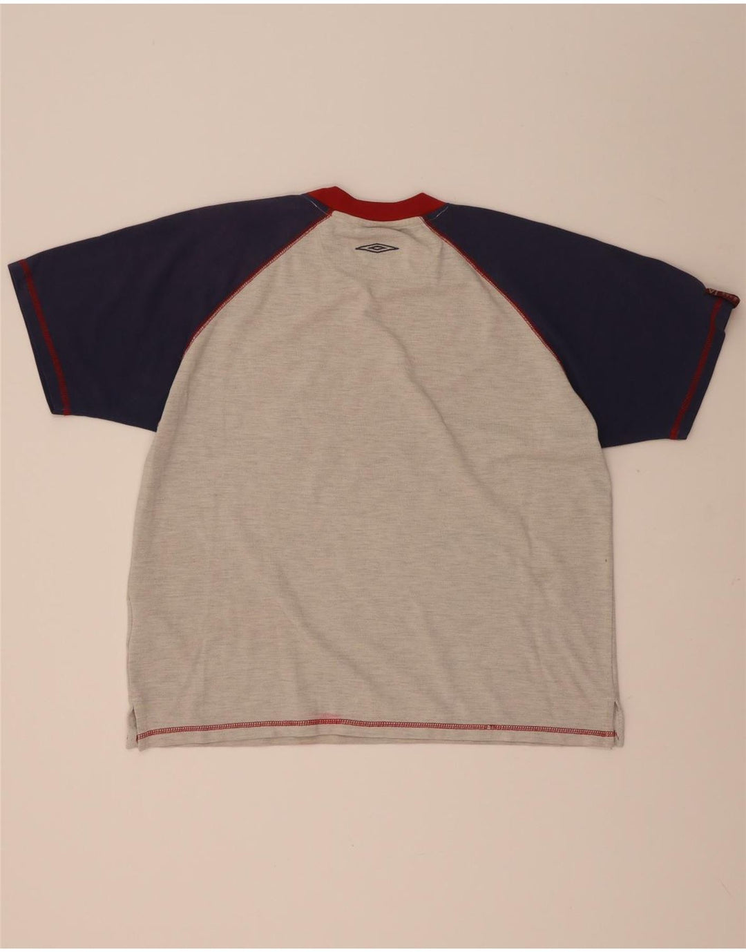 Męski T-shirt z grafiką Umbro, duży szary poliester z blokami kolorów