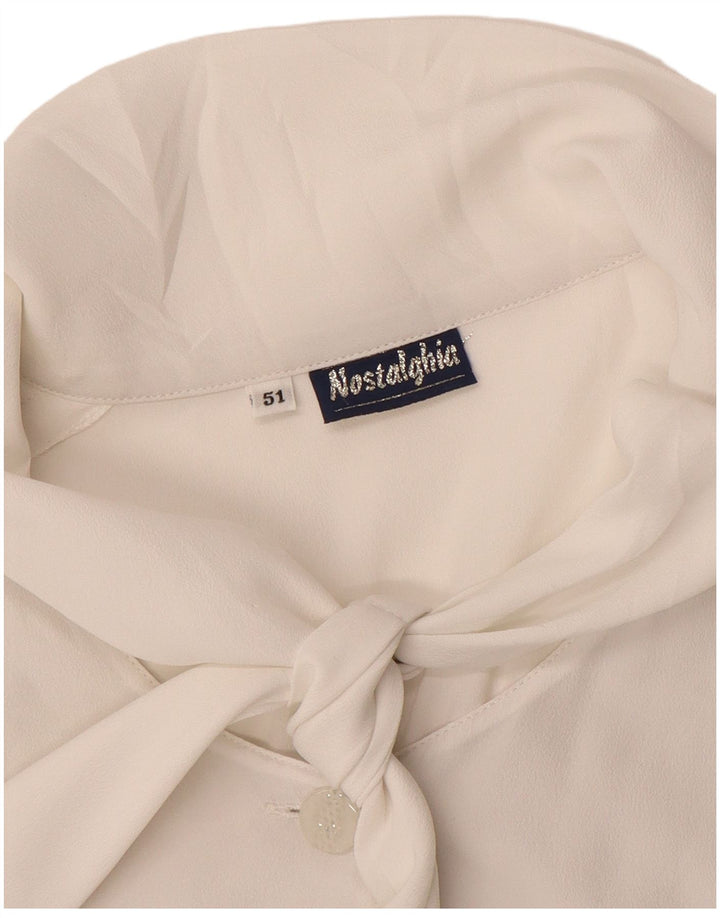 Damska bluzka koszulowa w stylu vintage z wiązaniem z przodu IT 51 XL w kolorze złamanej bieli