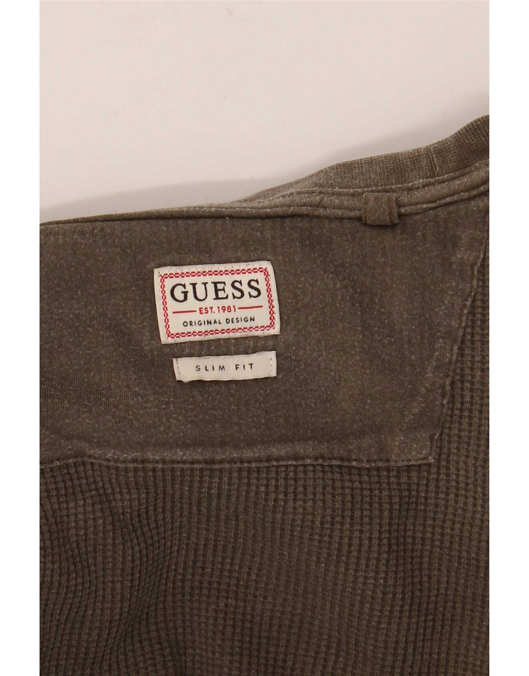 Męski top Guess o dopasowanym kroju z długim rękawem, średni khaki