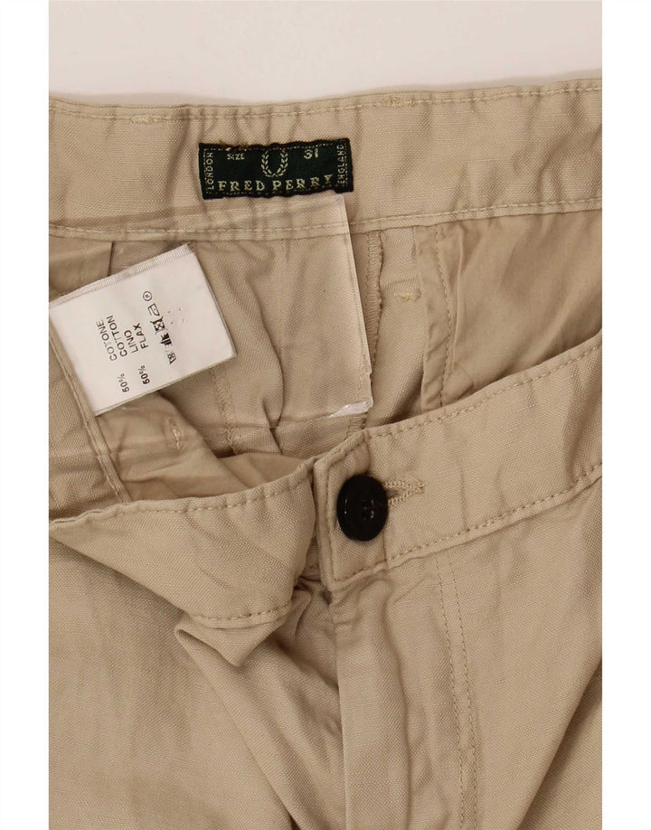 Krótkie spodnie damskie Fred Perry W31 L25 Beżowa bawełna