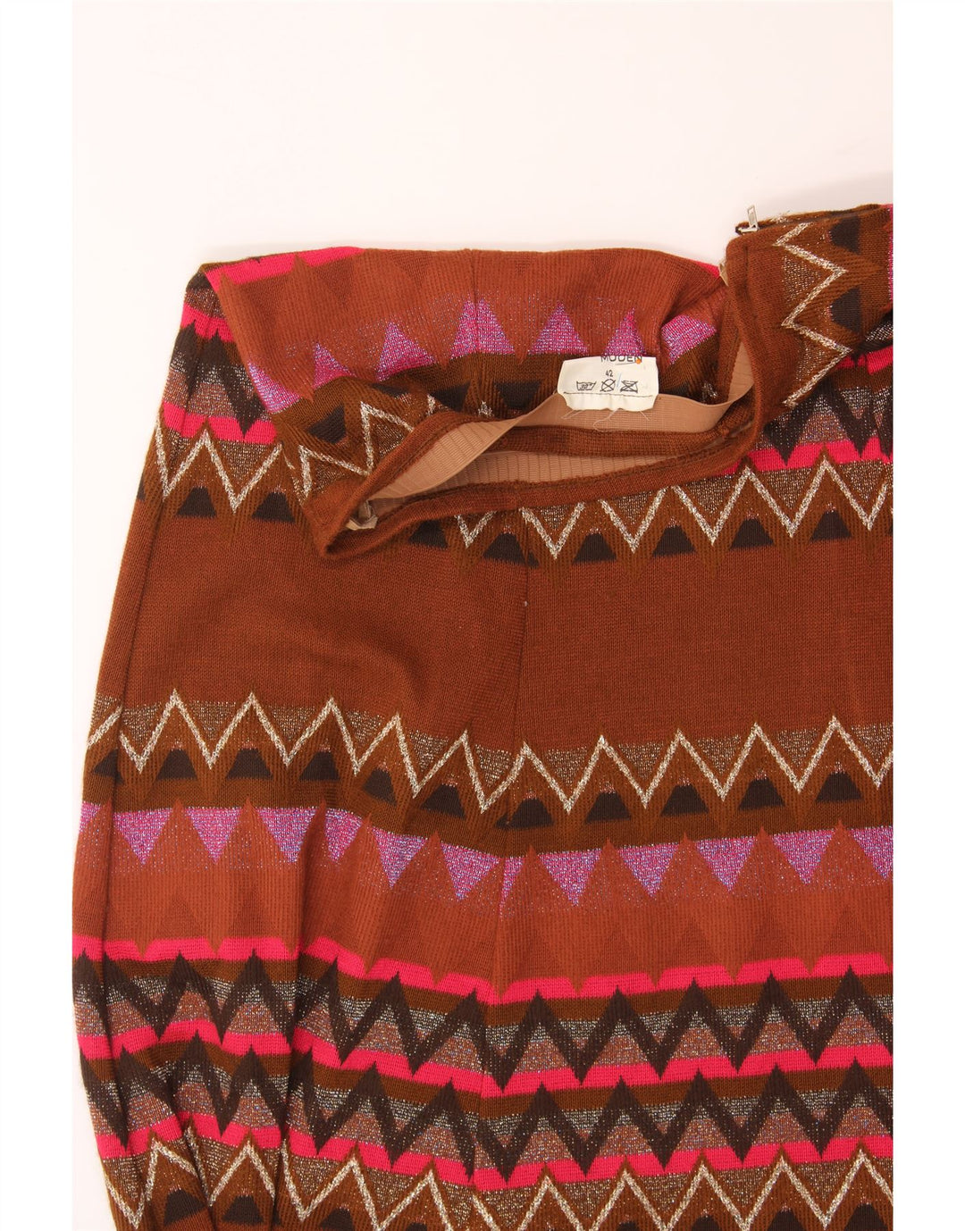 Damska spódnica maxi rozkloszowana w stylu VINTAGE IT 42 Medium W30 Wielobarwna geometria