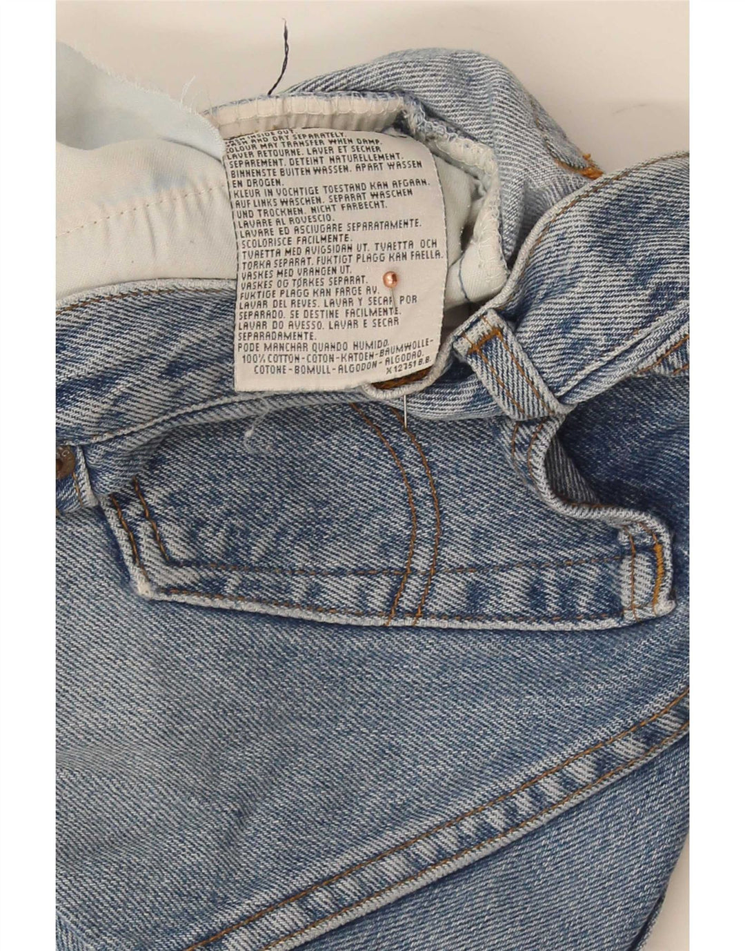 Damskie spodenki jeansowe Levi's w trudnej sytuacji W28 Średnioniebieskie bawełniane