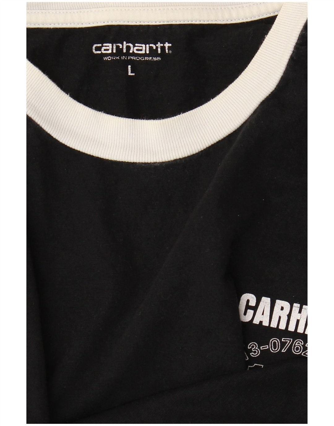 Męski top graficzny CARHARTT z długim rękawem i dużymi czarnymi paskami