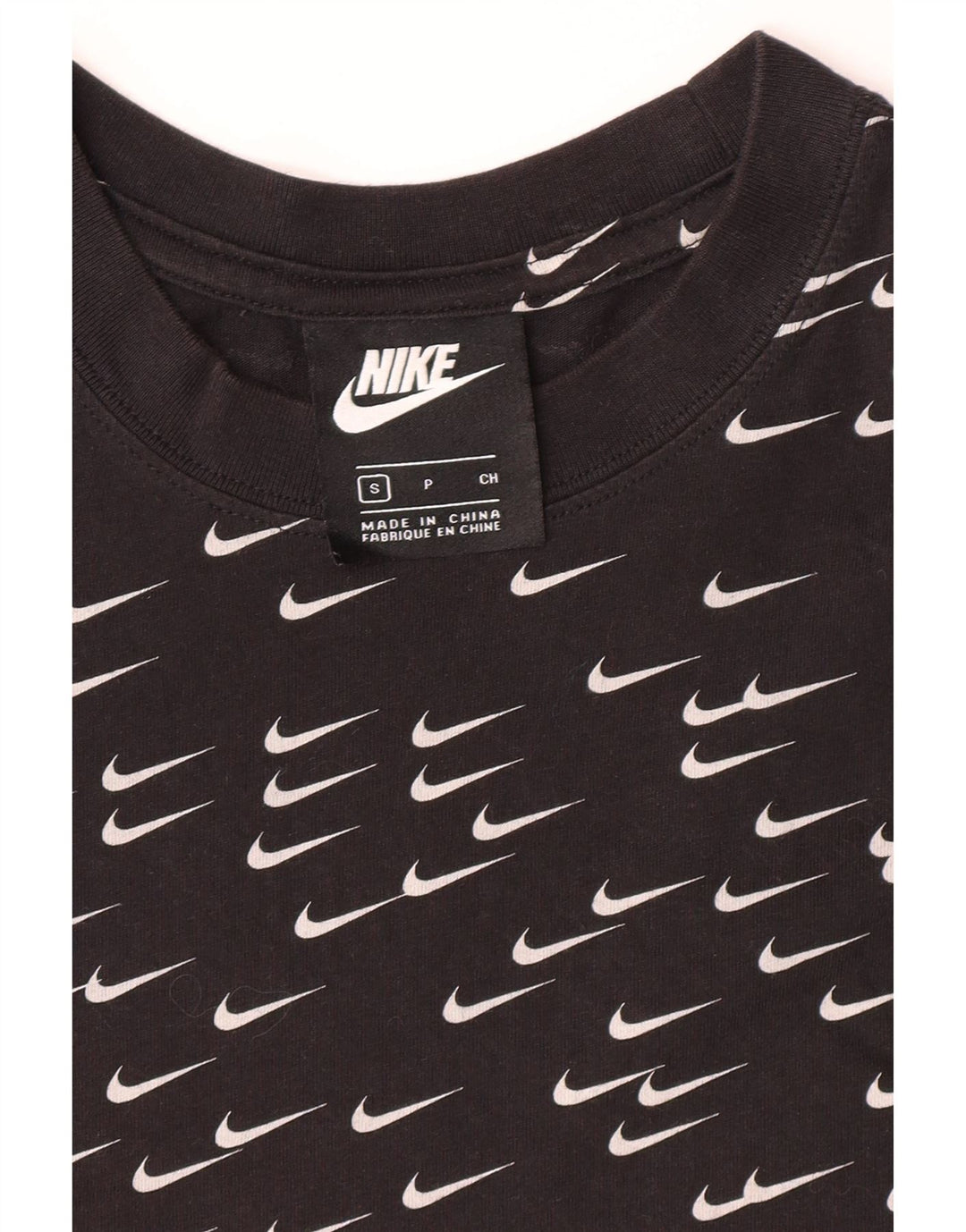 NIKE Womens Oversized Crop Graphic T-Shirt Top UK 10 Small Black Vintage Nike and Second-Hand Nike from Messina Hembry 