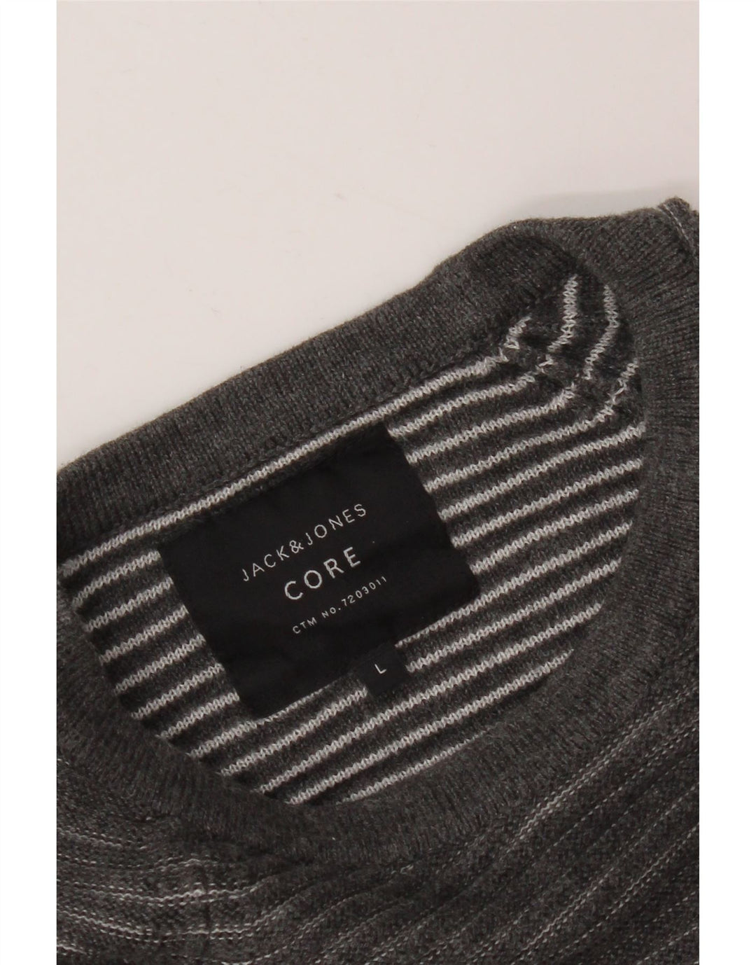 Męski sweter JACK & JONES z okrągłym dekoltem i dużym szarym prążkiem