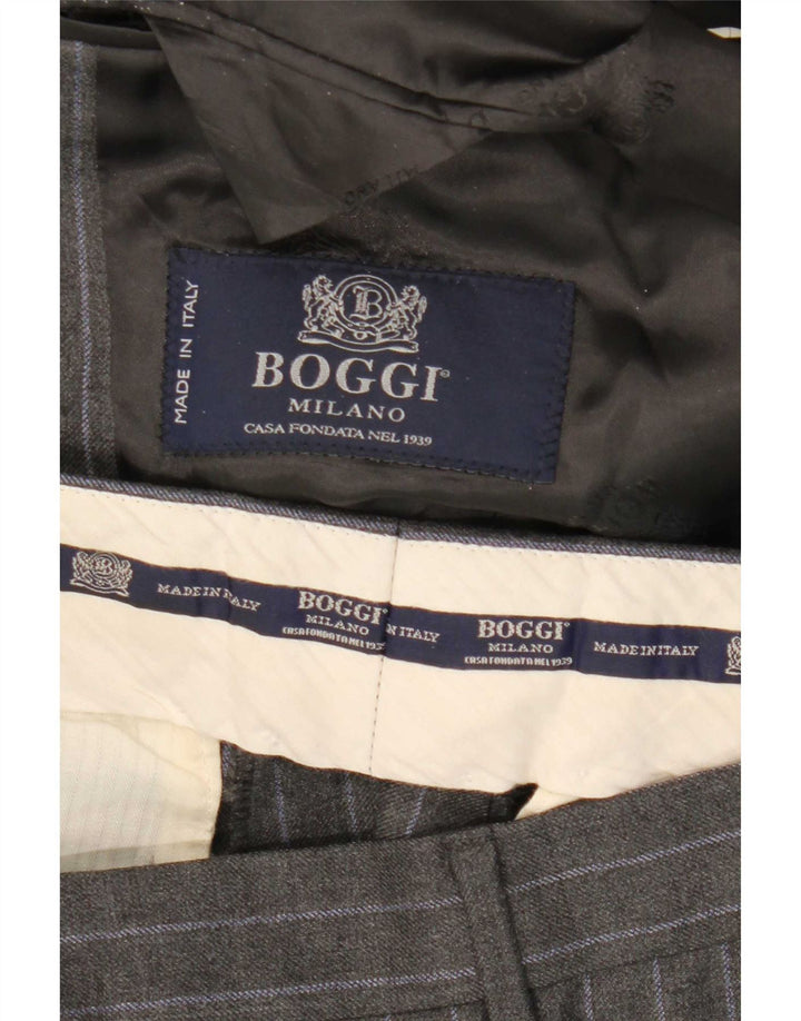 Boggi Męski garnitur zapinany na 2 guziki IT 48 Medium W31 L32 Szara wełna w prążki