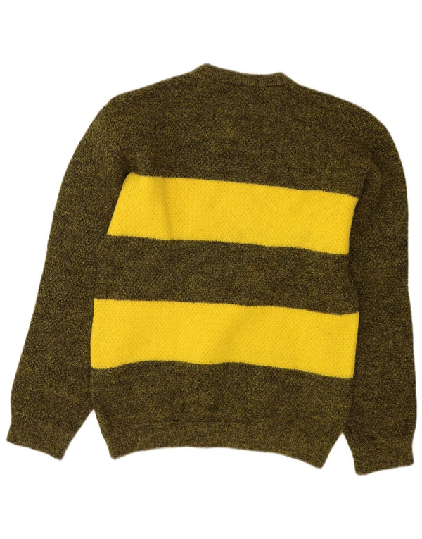 Męski sweter Gomena z graficznym wycięciem pod szyją i średnim zielonym blokiem kolorów