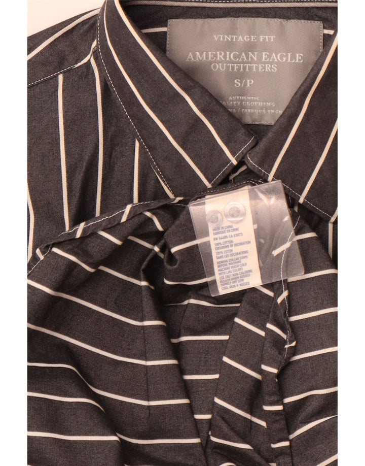 Męska koszula w stylu vintage o kroju AMERICAN EAGLE OUTFITTERS, w małe, szare, bawełniane paski