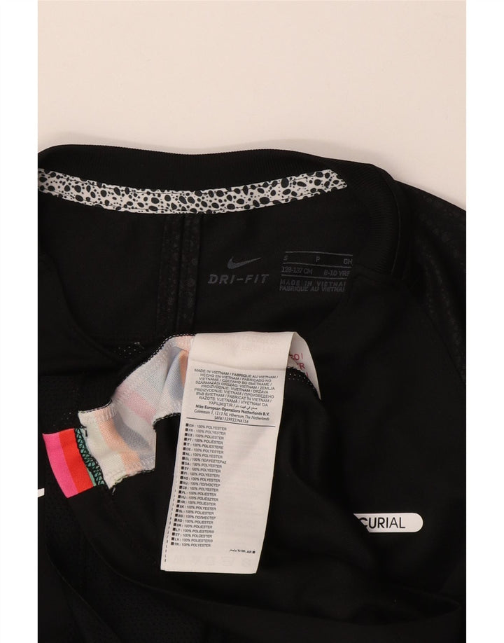 Chłopięcy T-shirt z grafiką Nike, 8-9 lat, mały, czarny, poliestrowy w paski