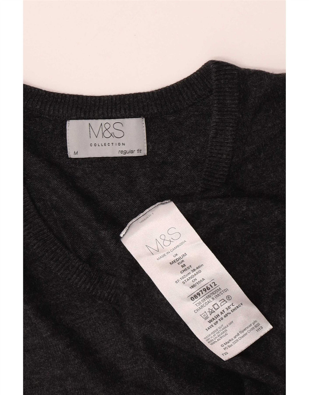 Męski sweter Marks & Spencer o regularnym kroju z dekoltem w kształcie litery V, średnioszary, akrylowy