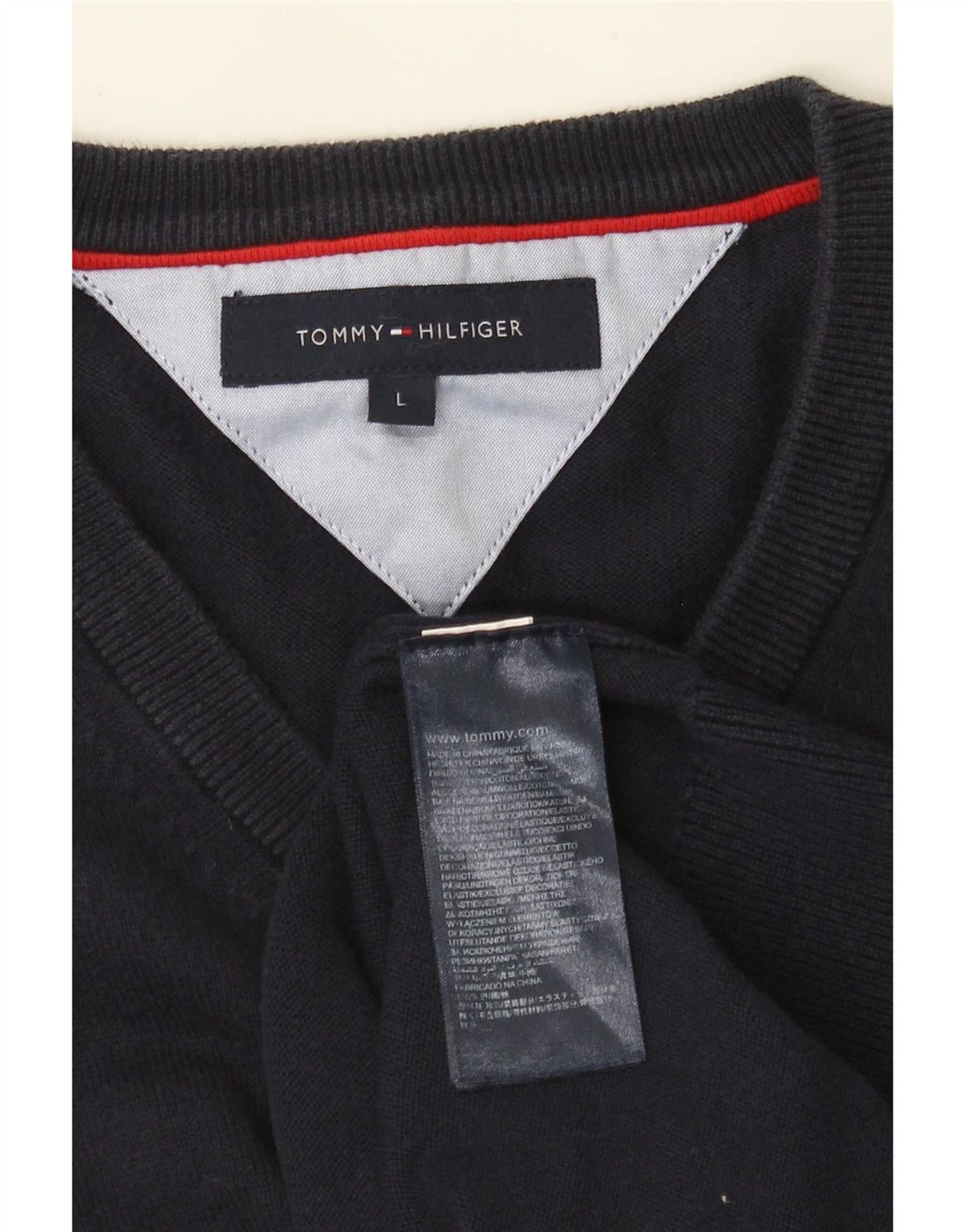 Męski sweter Tommy Hilfiger o regularnym kroju z dekoltem w kształcie litery V, duży, granatowy
