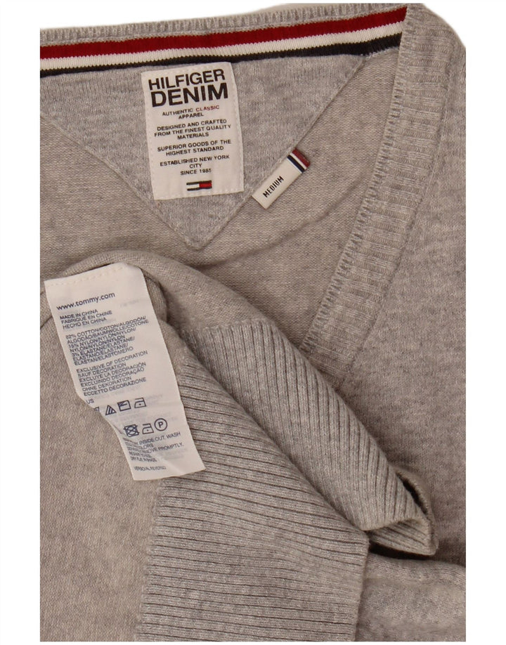 Męski sweter Tommy Hilfiger z dekoltem w kształcie litery V, średnioszary, bawełniany w plamki