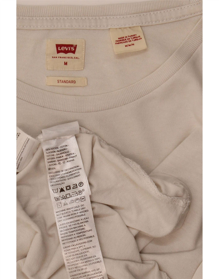 T-shirt męski Levi's o standardowym kroju, średniej wielkości, wykonany z bawełny w kolorze złamanej bieli