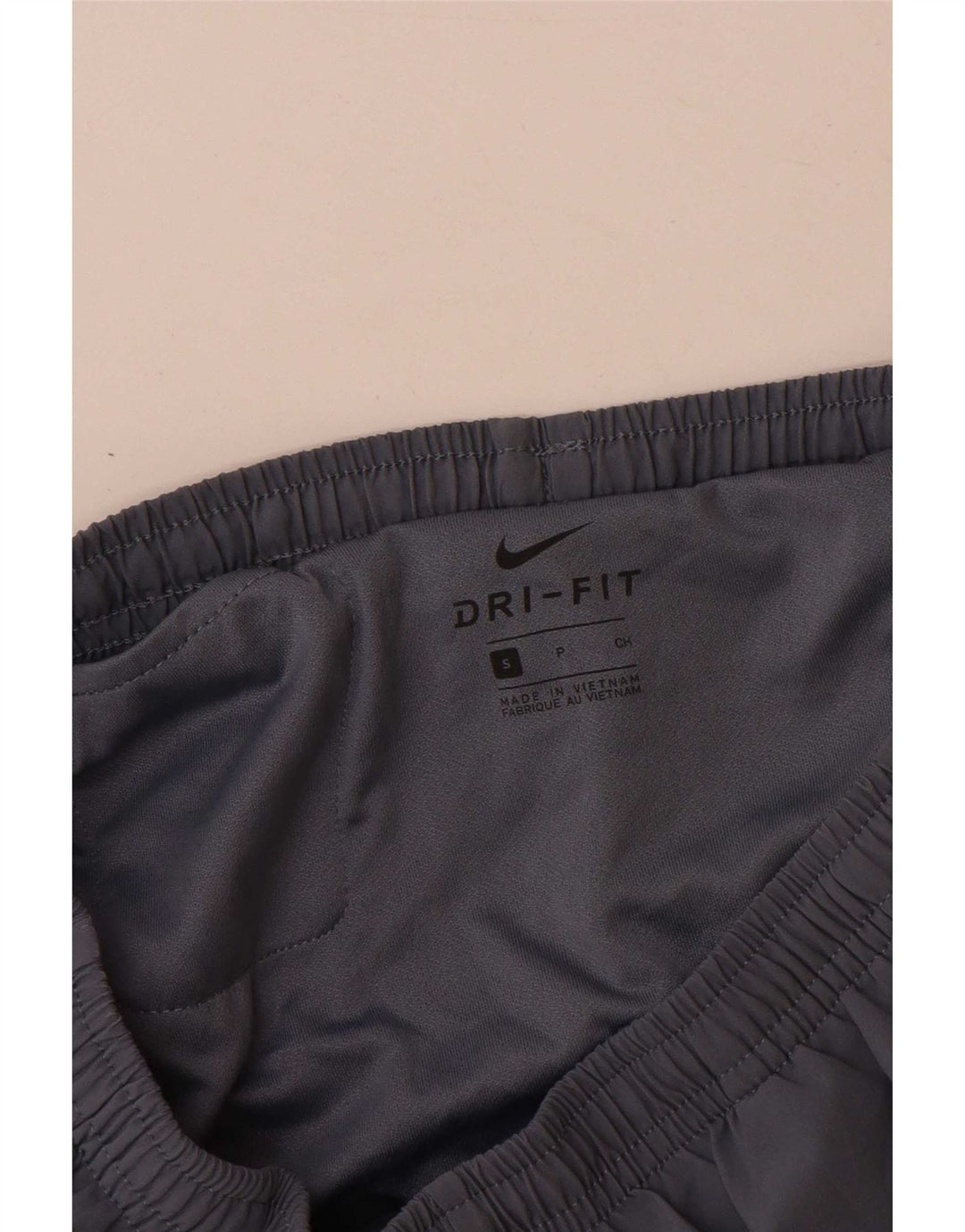 Męskie spodenki sportowe Nike Dri Fit, mały, szary poliester z blokami kolorów