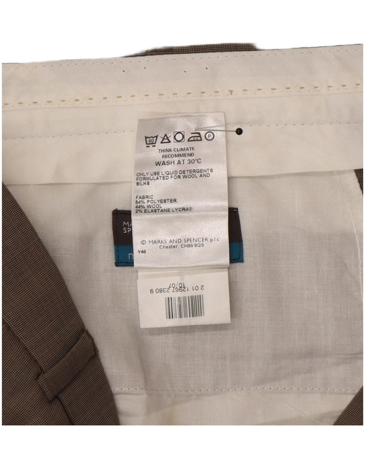 Marks & Spencer Męskie dopasowane spodnie garniturowe W38 L29 Szary poliakryl