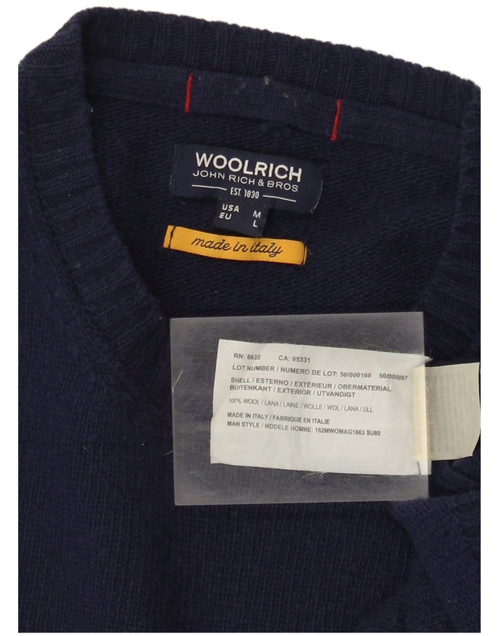 Woolrich Męski sweter z graficznym wycięciem pod szyją, średni granatowy wełniany USA