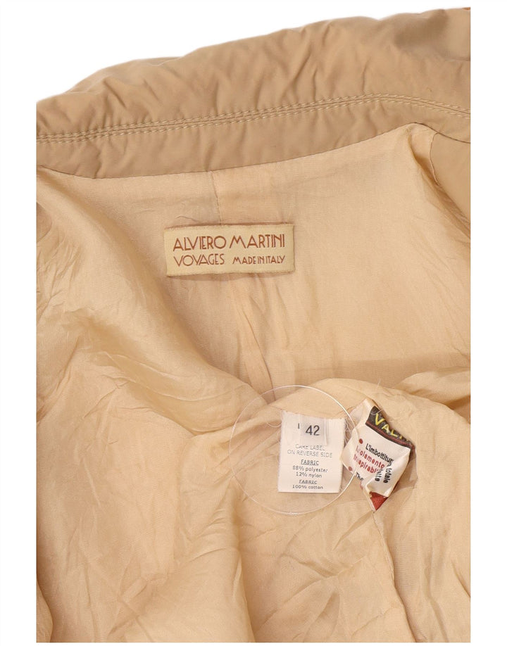 Damska marynarka ALVIERO MARTINI Voyages IT 42 w kolorze średniego beżu, zapinana na 4 guziki