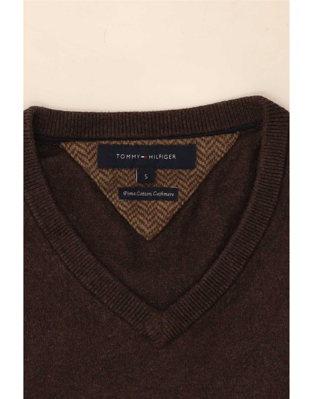 Męski sweter Tommy Hilfiger z dekoltem w kształcie litery V, mały, brązowy, bawełniany