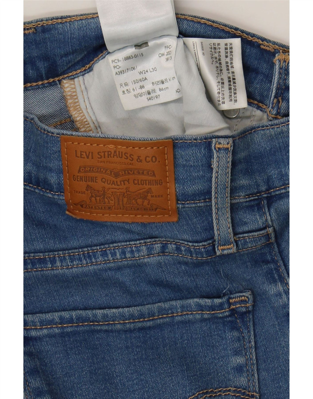 LEVI'S Womens 724 High Rise Straight Jeans W24 L30 Blue Lyocell Vintage Levi's and Second-Hand Levi's from Messina Hembry 