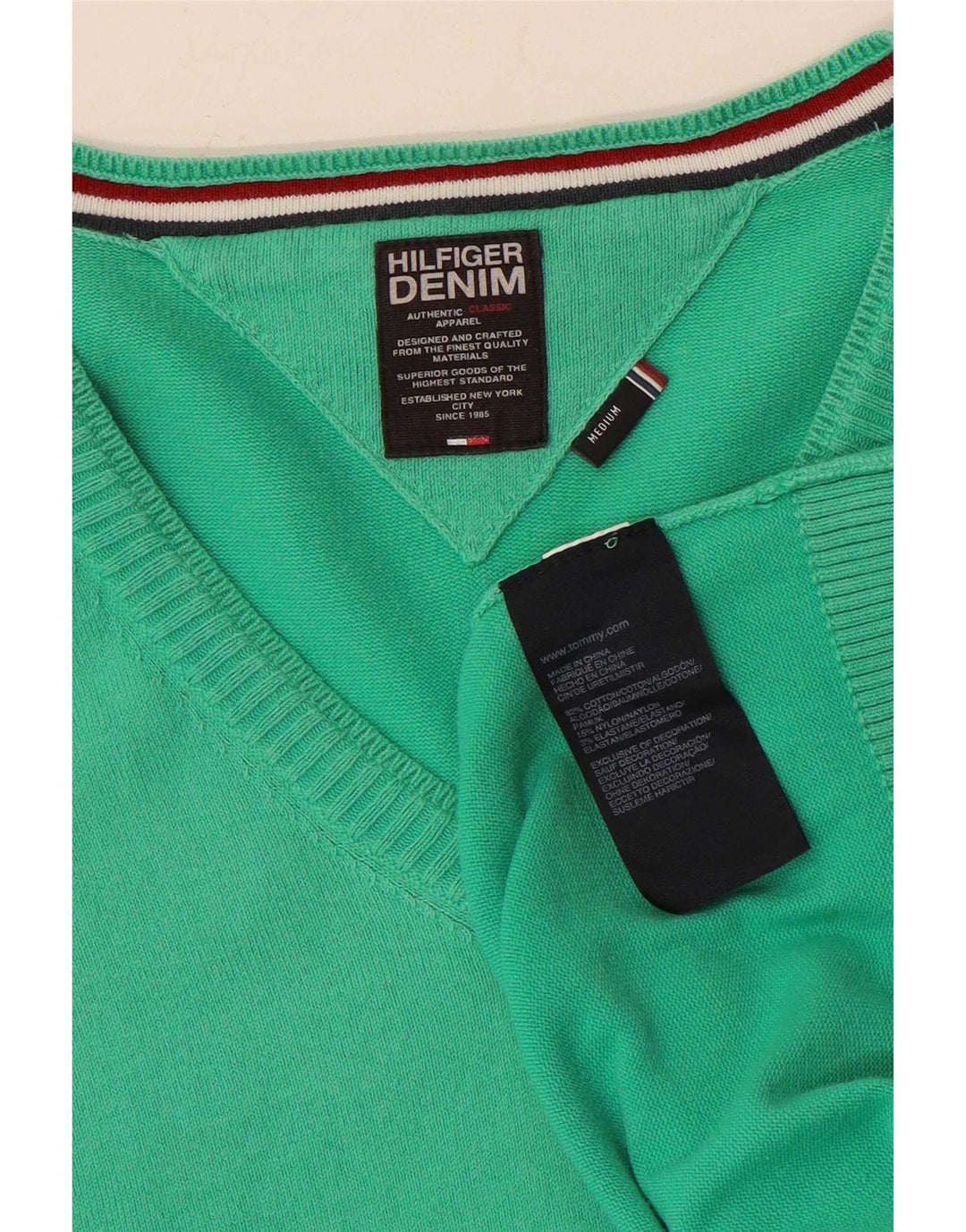 Męski sweter Tommy Hilfiger z dekoltem w kształcie litery V, średnio zielony, bawełniany