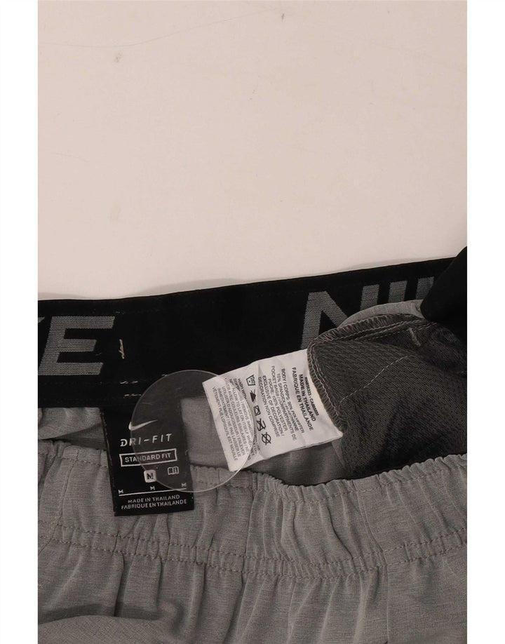 Męskie spodenki sportowe Nike Dri Fit Standard Fit w kolorze średnioszarym