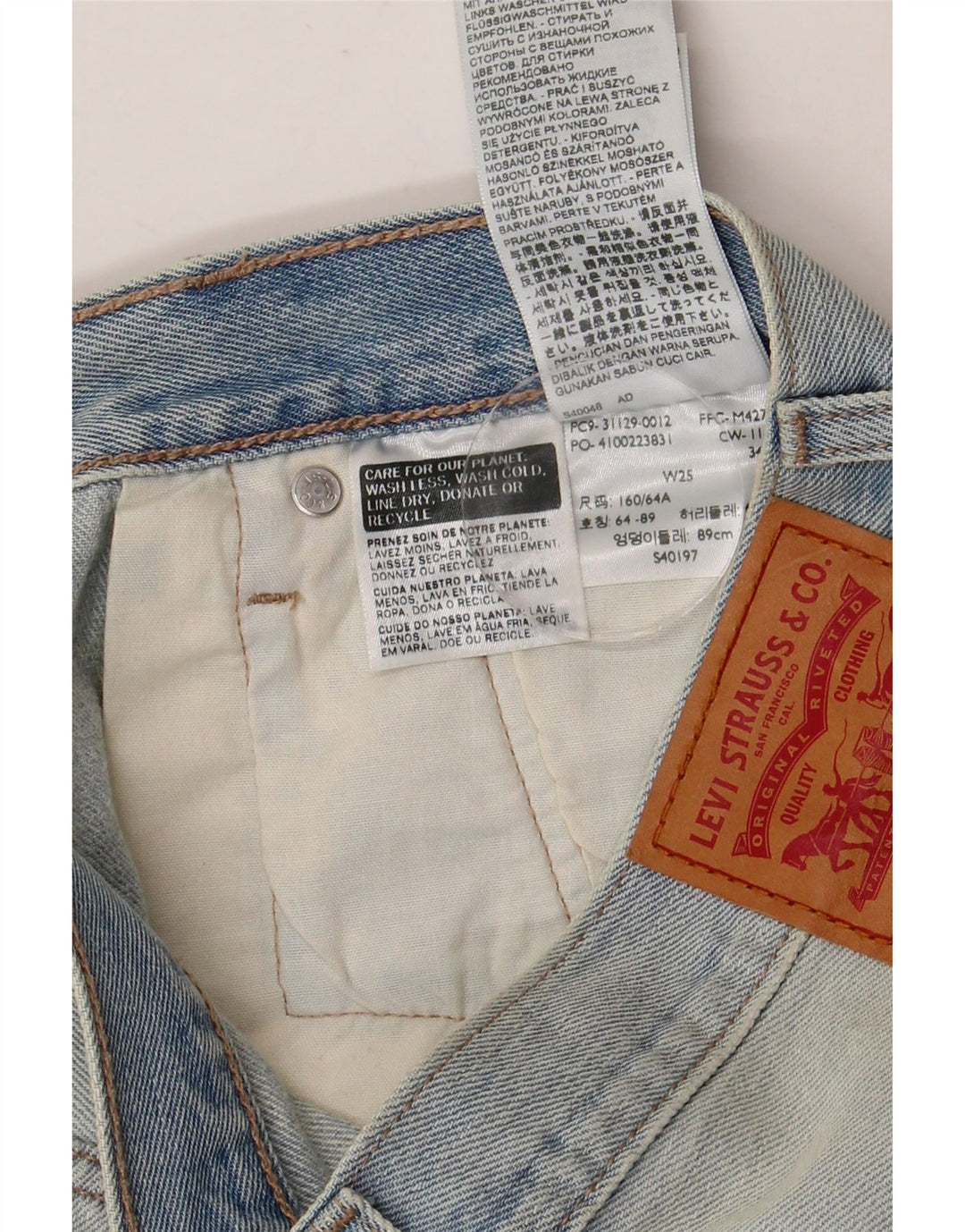 Damskie spodenki jeansowe Levi's W25 XS, niebieska bawełna