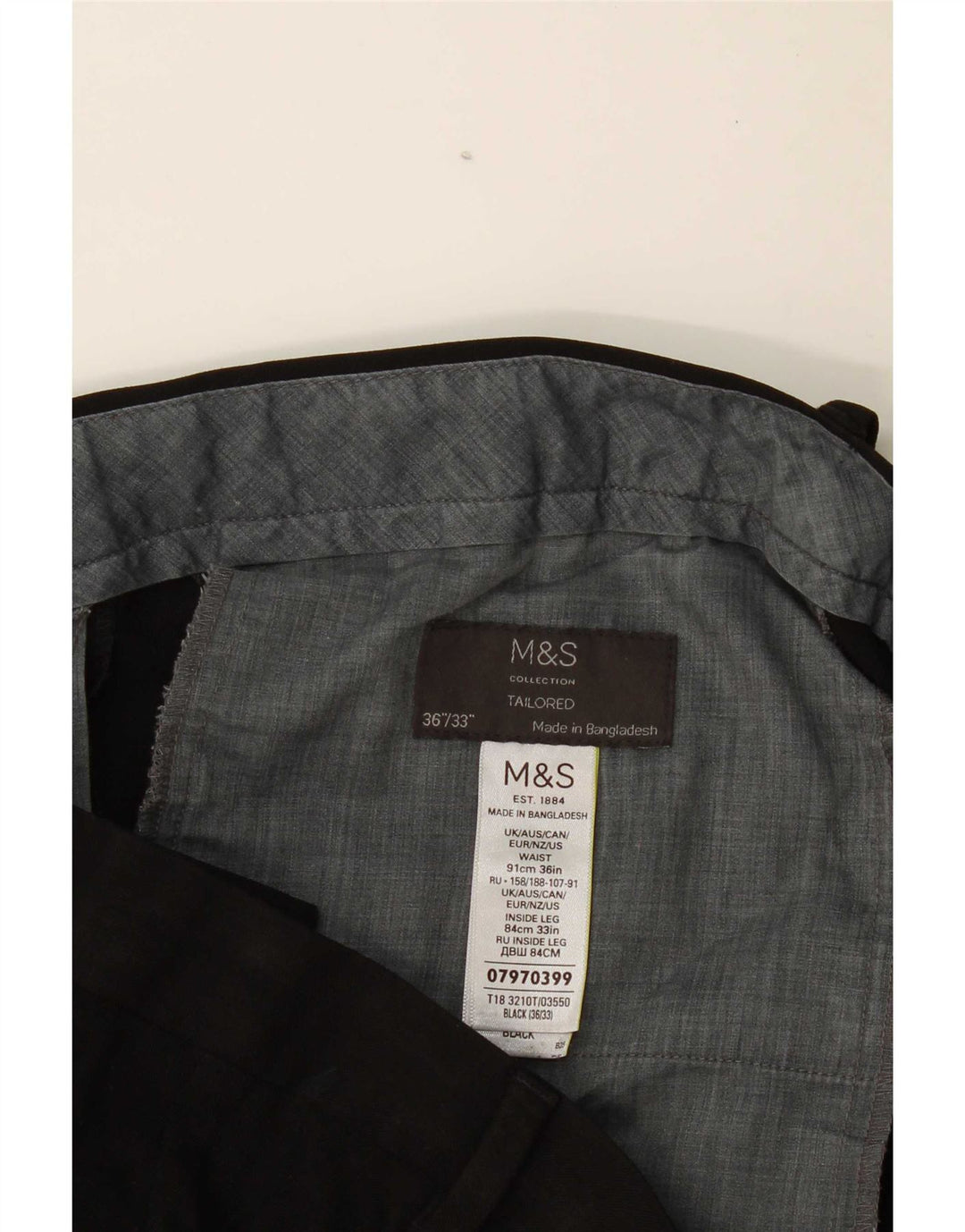 Marks & Spencer Męskie spodnie garniturowe o dopasowanym kroju W36 L33 Czarny poliester