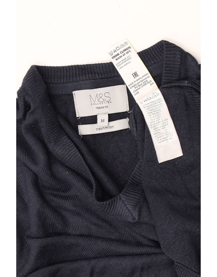Męski sweter Marks & Spencer o regularnym kroju z dekoltem w kształcie litery V, średni granatowy