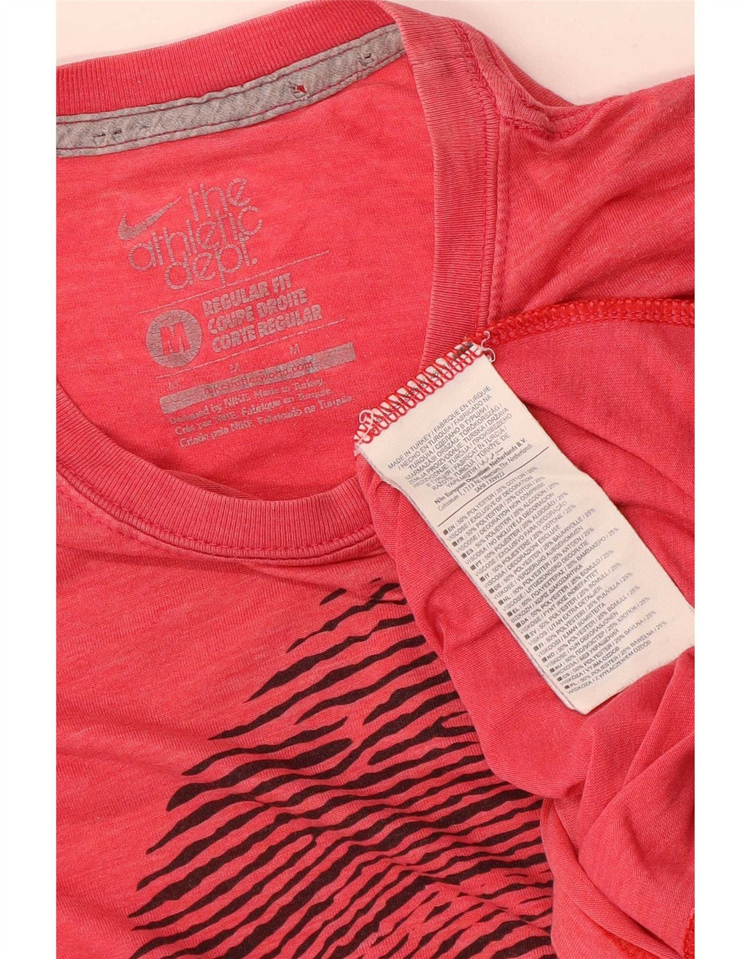 Męski T-shirt Nike o regularnym kroju z grafiką, średni czerwony poliester