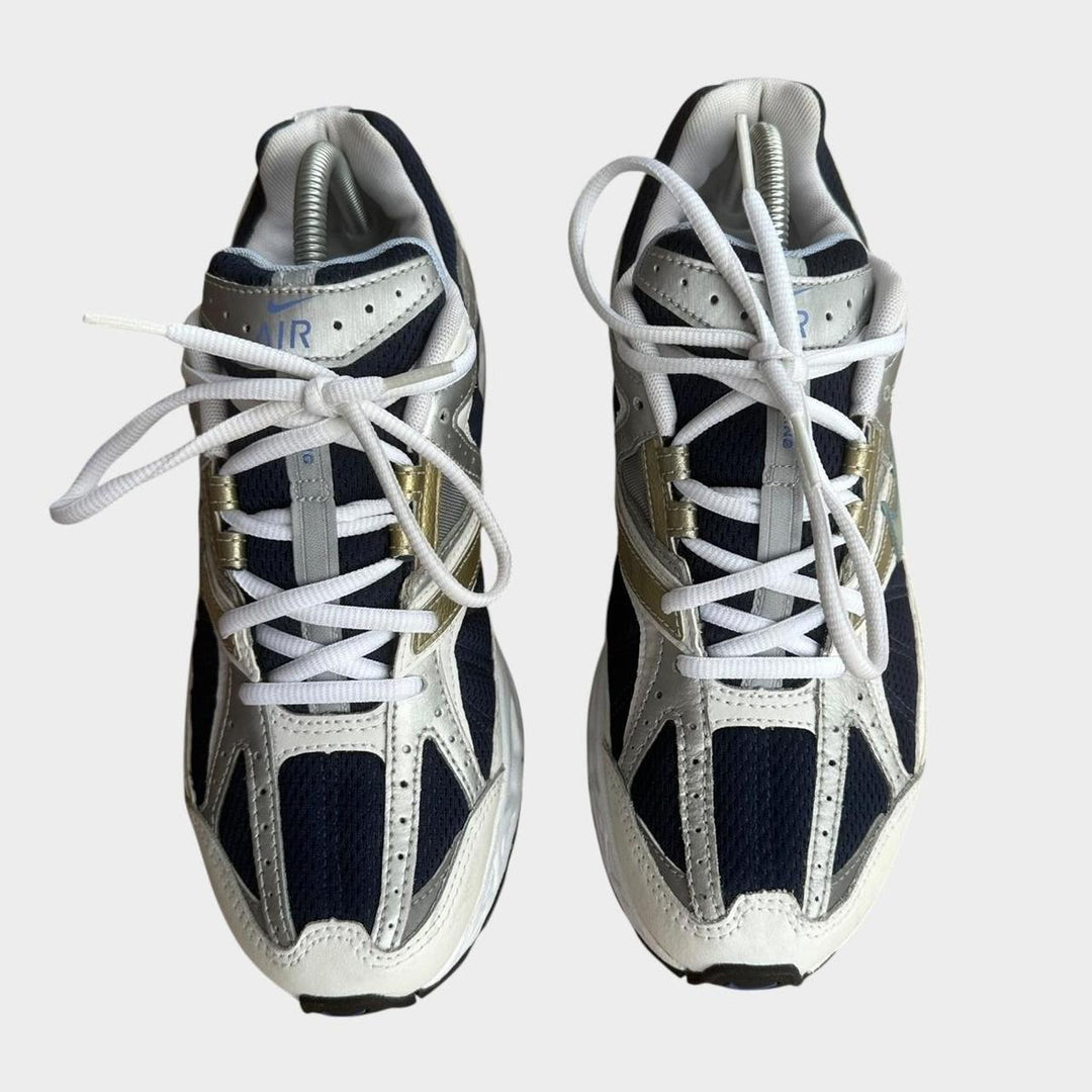 Buty sportowe Nike w stylu vintage – damskie UK8