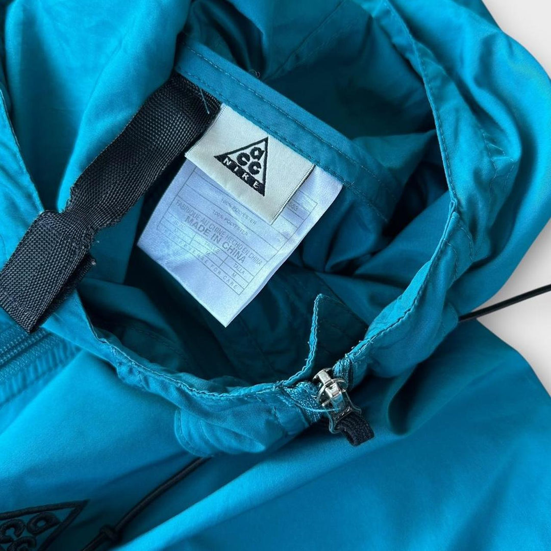 Kurtka Nike ACG do spakowania - średnia (pasuje jak duża)