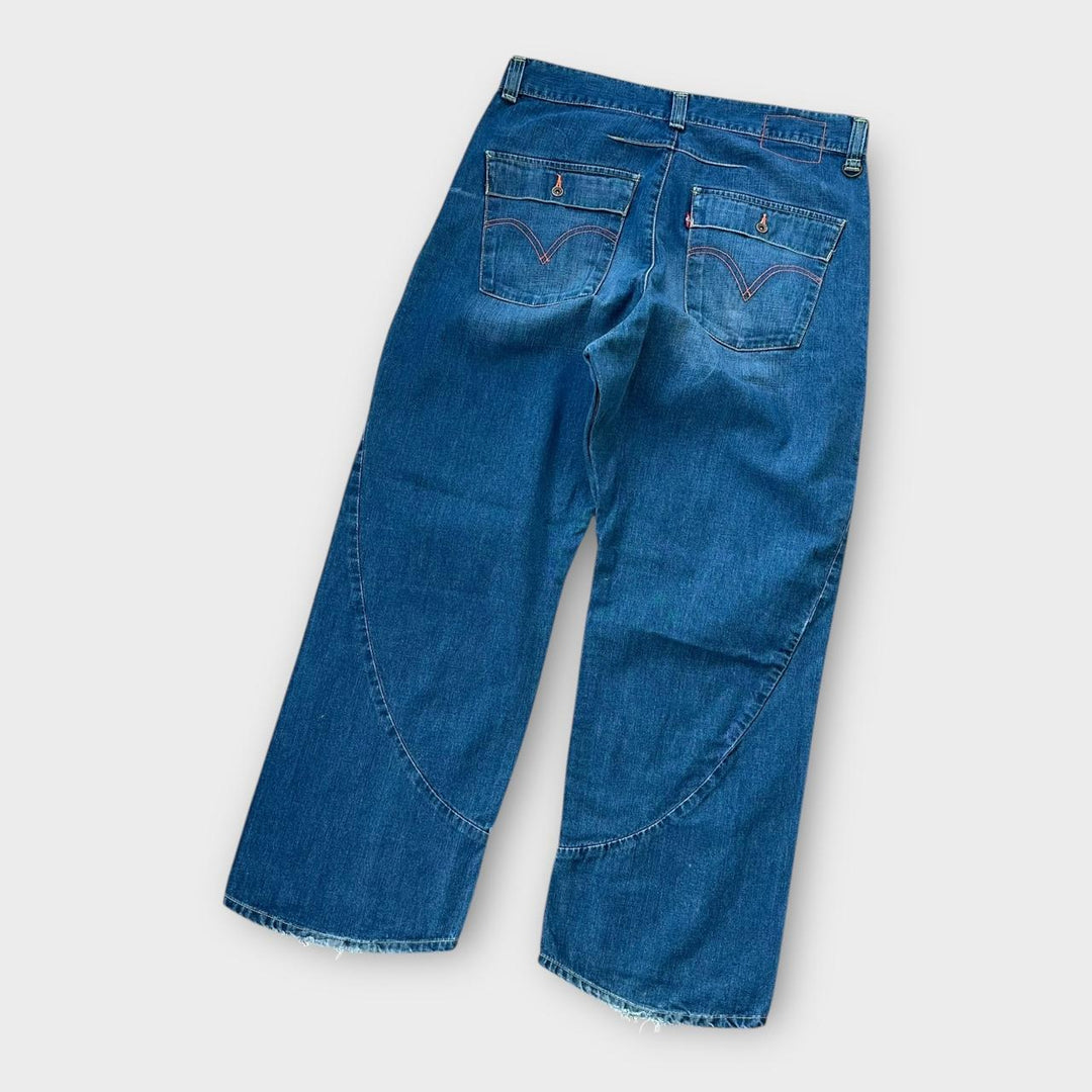 Zakręcone jeansy Baggy Levi's - 34 w pasie