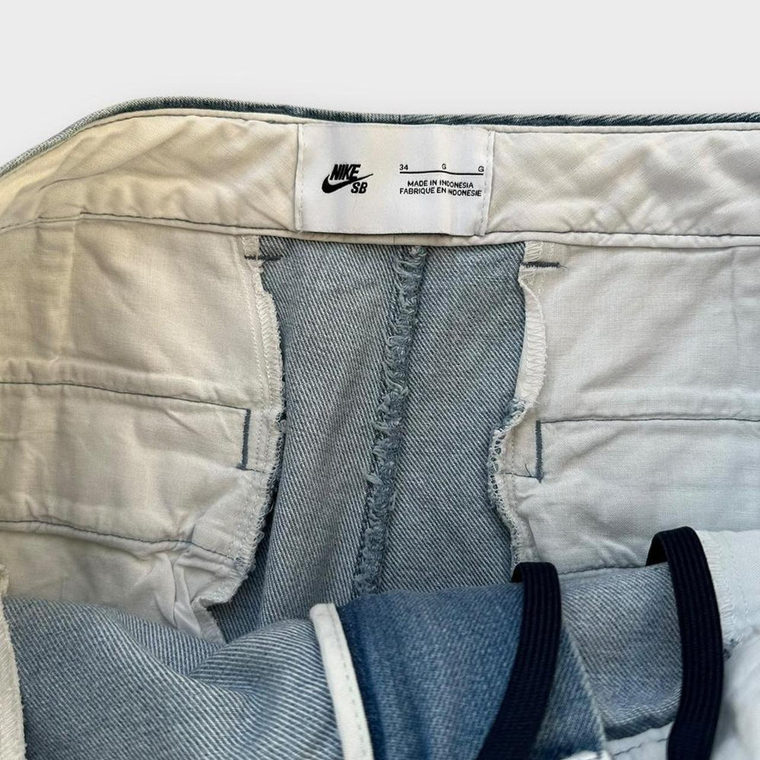 Dżinsy Nike SB – 34 cale w pasie